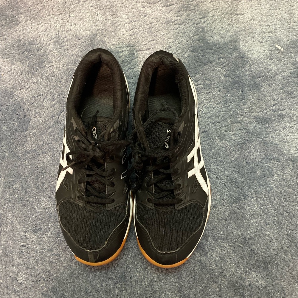 ASICS Women’s Gel-Rocket 11 Black and White Athletic Shoes